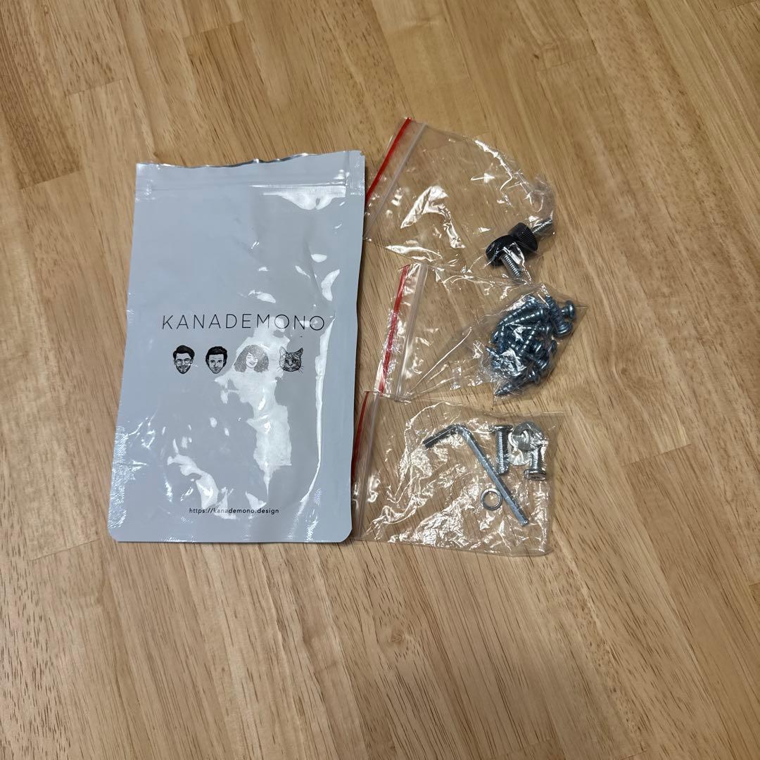 THE CAFE TABLE / 天然木シリーズ φ80 ナチュラル　カナデモノ