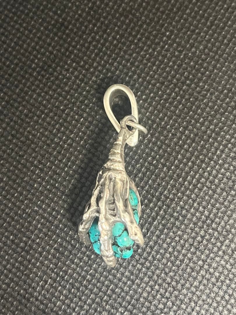 シルバー 925ハンドモチーフ キングマン　ターコイズ ペンダントトップ