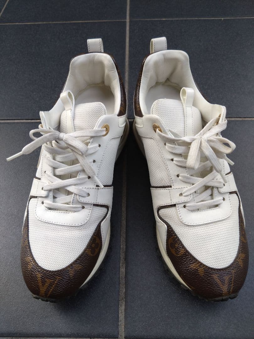 ルイ・ヴィトン ランアウェイ スニーカー