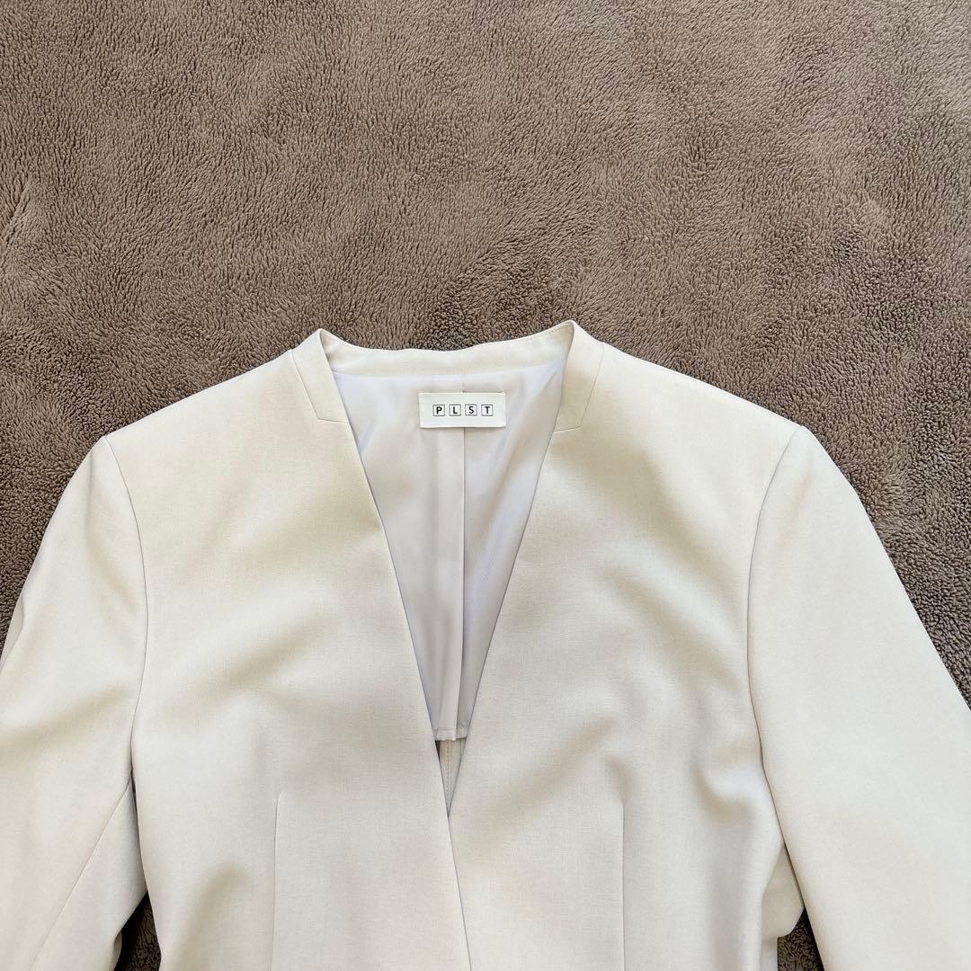 プラステ PLST 洗えるノーカラースーツ　パンツ セットアップ ベルト付 美品