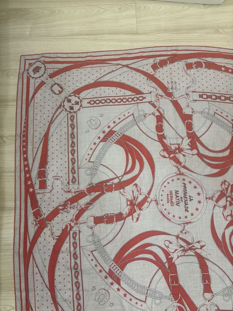 エルメス　カシシル　カレジェアン　バンダナ　朝の散歩　箱付