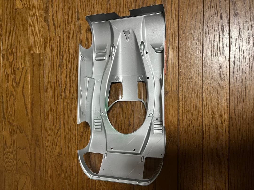 タミヤ　塗装済787bボディ