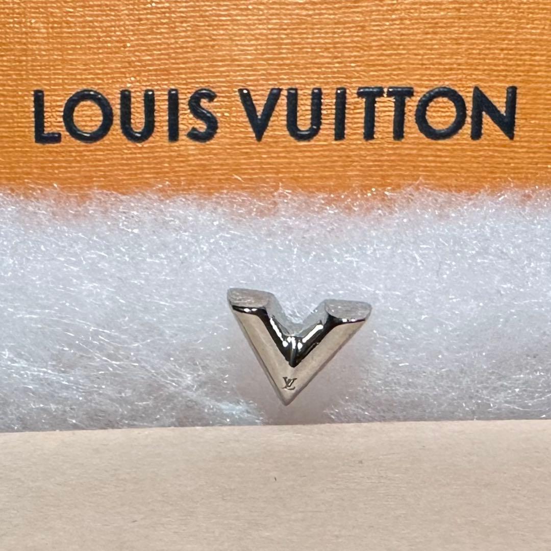 【LOUIS VUITTON】エセンシャルV（片耳）