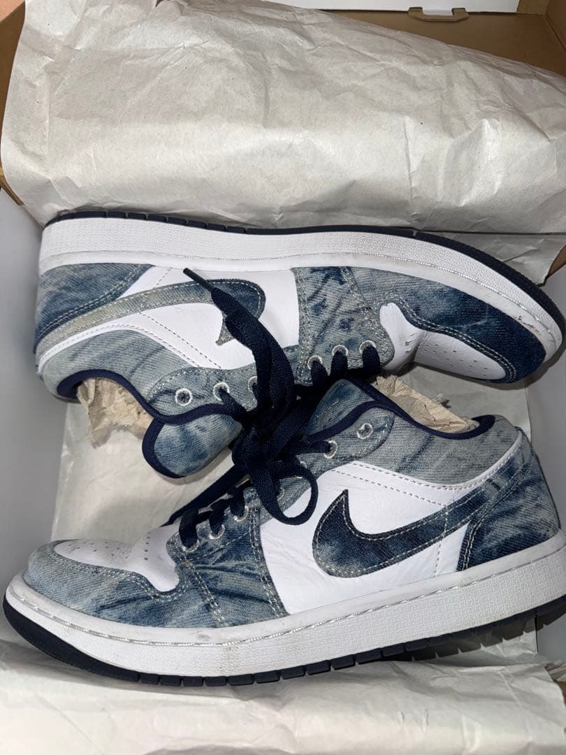 ナイキ エアジョーダン1ロー\"ウオッシュドデニム\"【最終値下げ】