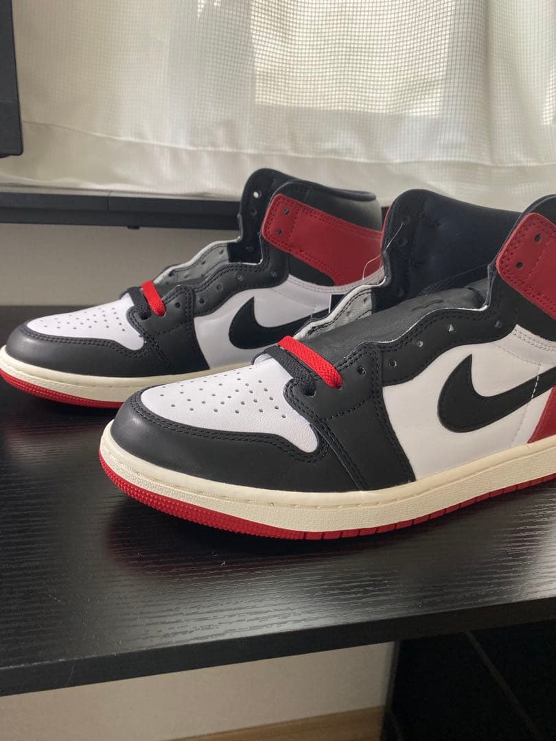 靴 Nike Air Jordan 1 \"Black Toe Reimagined\"