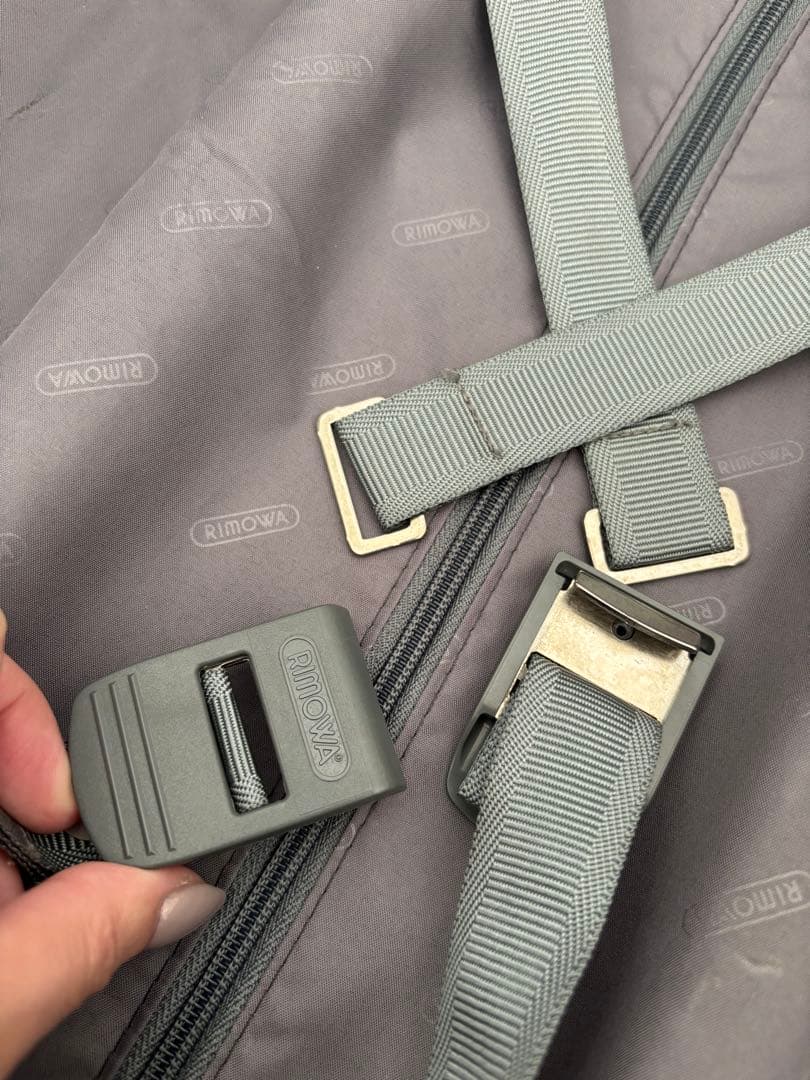 RIMOWA リモワ　サルサ　機内持ち込み　ブラック キャリーケース