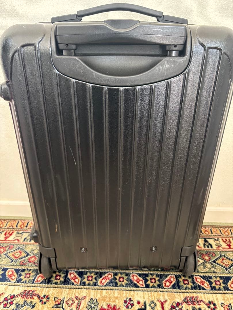 RIMOWA リモワ　サルサ　機内持ち込み　ブラック キャリーケース