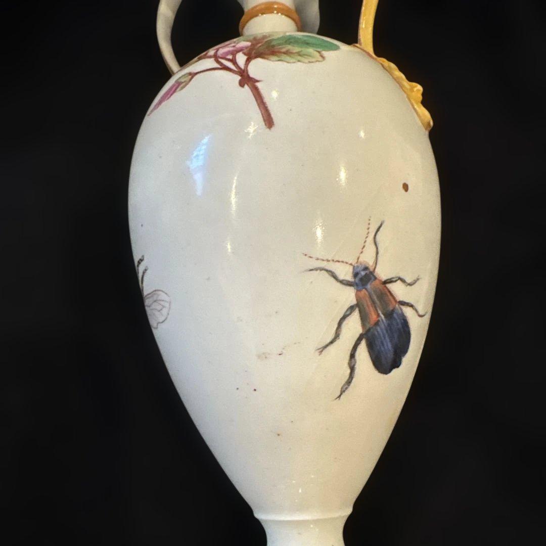 レア　ヴィンテージ　ウェッジウッド陶器の双耳壺 2点セット