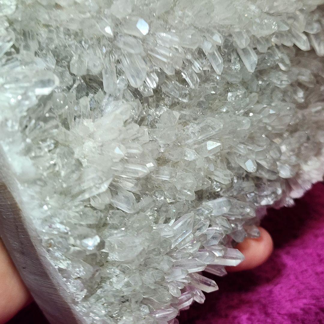 クリスタル水晶 菊花水晶 ハート型置物 スタンド付き