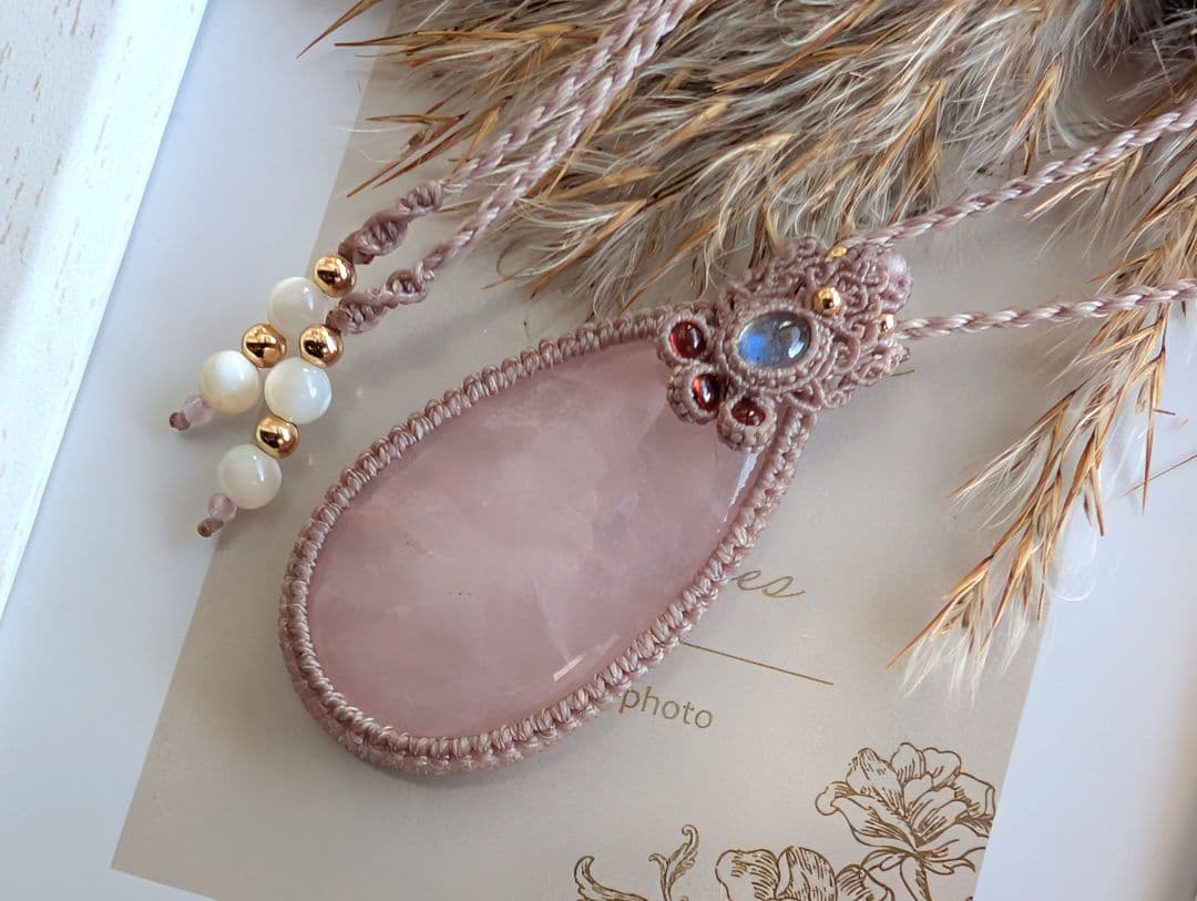 マクラメネックレス ローズクォーツ ラブラドライト ガーネット