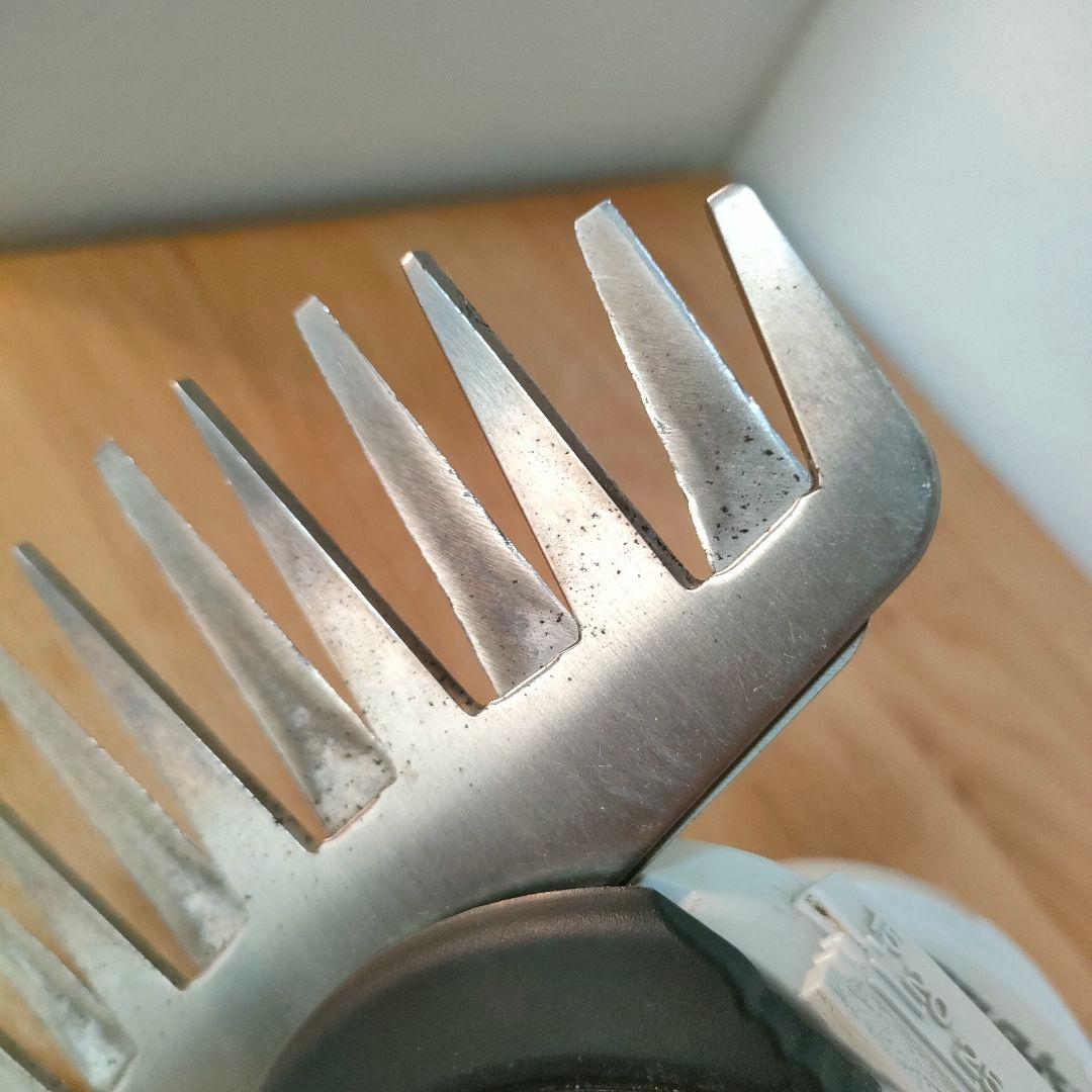 マキタ　芝生バリカン　刈幅　　160mm MUM1600