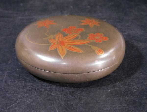 【茶道具　平安　銀地春秋蒔絵　時代香合】