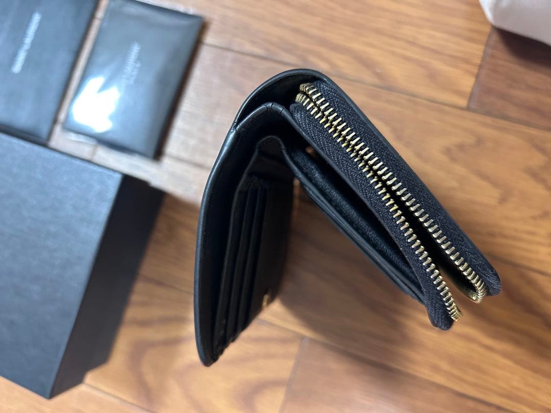 C*O様 サンローラン　イヴサンローラン YSL 黒　ゴールド　金　財布　折財布
