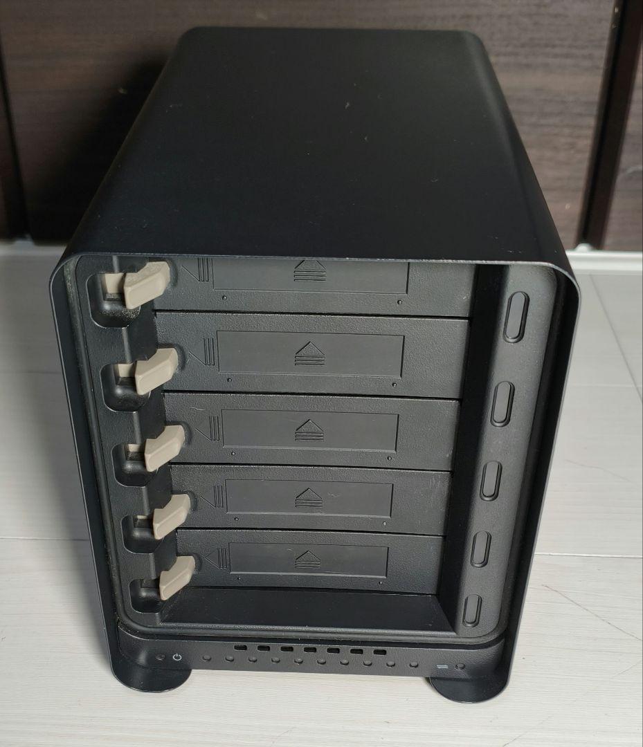 j*i様 HDDケース　DROBO 5C