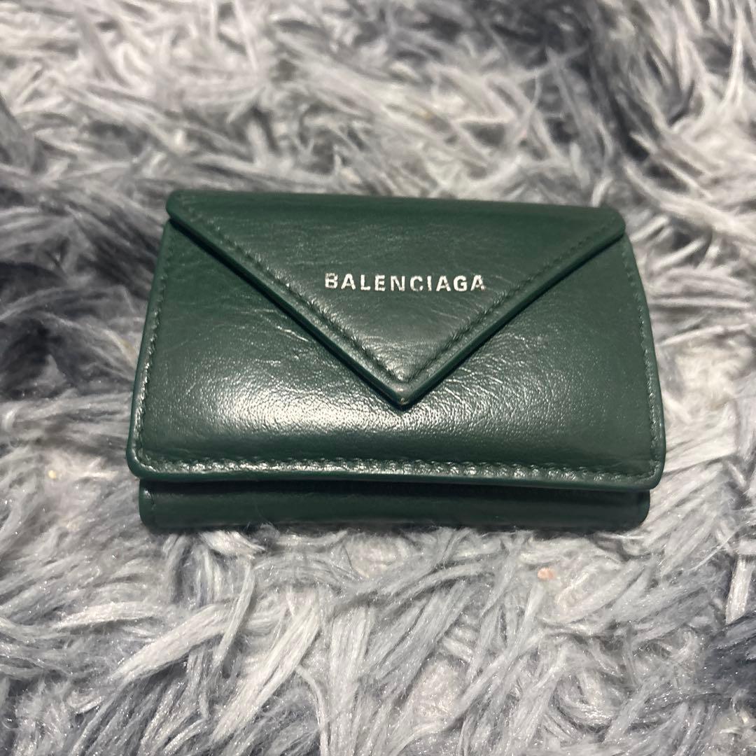BALENCIAGA グリーン三つ折り財布