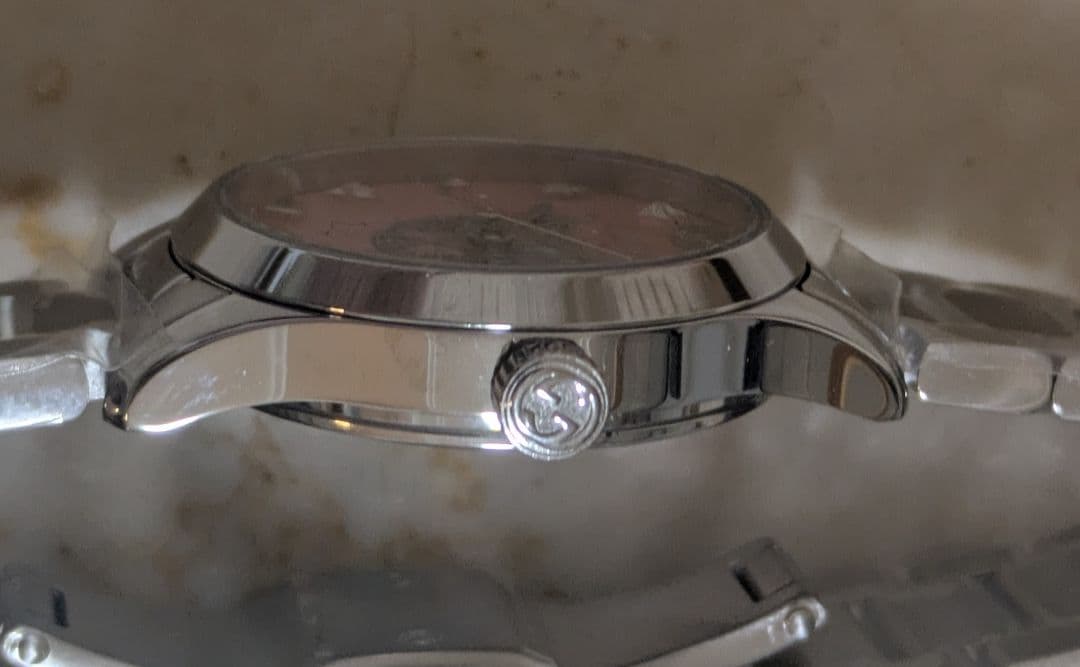 新品未使用　GUCCI　ウォッチ　YA1265013　キャット　27ミリ　ピンク