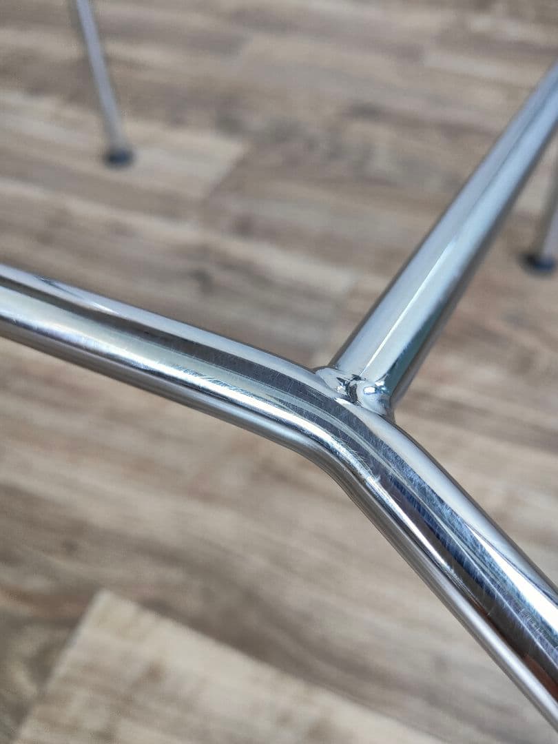 vitra ヴィトラ HAL RE スツール ミディアム コットンホワイト 1