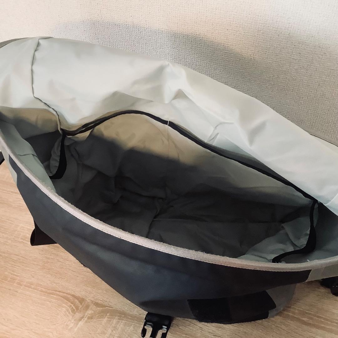 mont-bell　モンベル　メッセンジャー　バッグ　防水　ドライ　M　美品