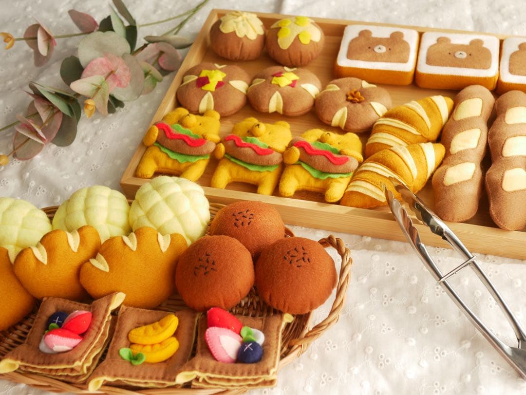 【サンプルページNo.6】フェルトままごと　パン