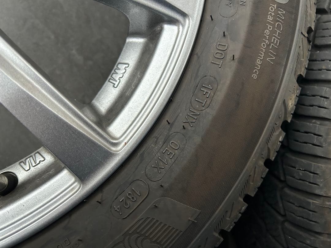 スタッドレスタイヤ 185/65 R15 5スポークホイールセット