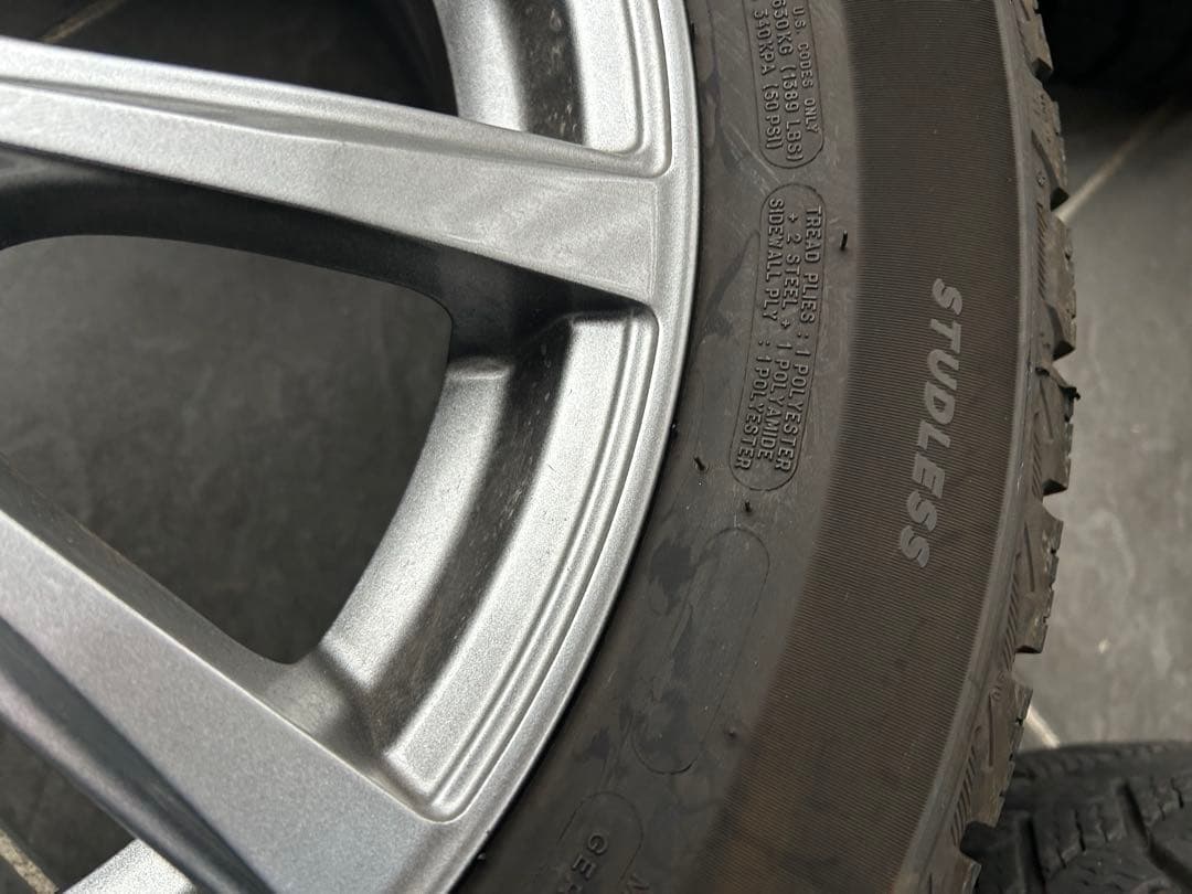 スタッドレスタイヤ 185/65 R15 5スポークホイールセット