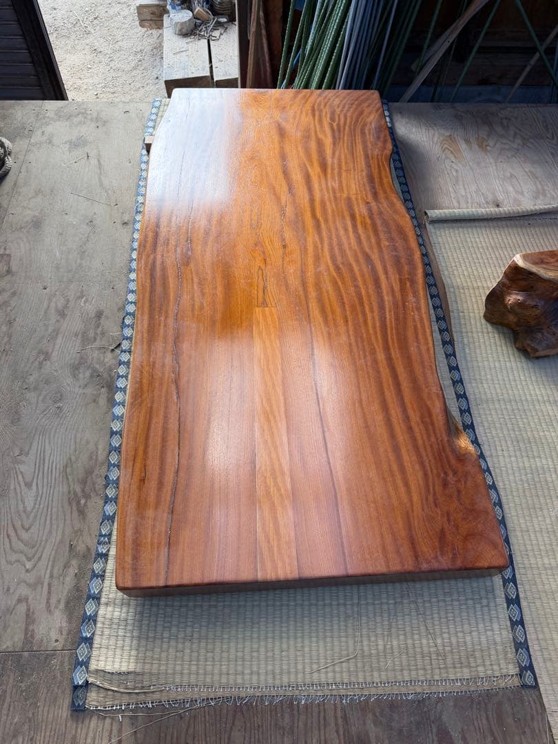 一枚板欅テーブル　ローテーブル