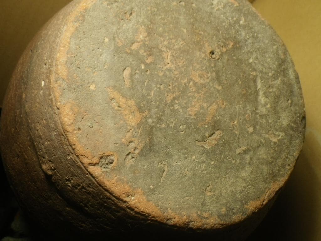 古備前壺　うずくまる 22/12/29