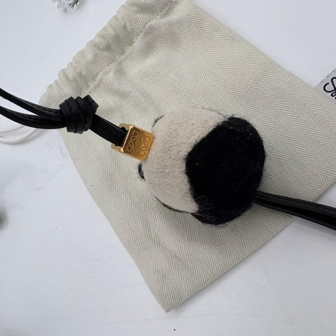 【♡hami様】ロエベ　パンダ　チャーム