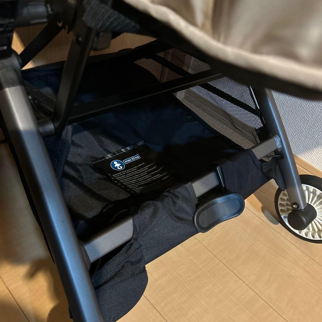 サイベックスオルフェオ2024アーモンドベージュ