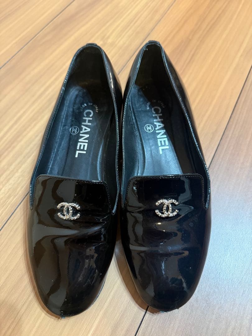 CHANEL パール付きオペラシューズ