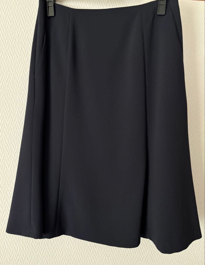 23区　トリアセダブルジョーゼット ノーカラー ジャケット38スカート40