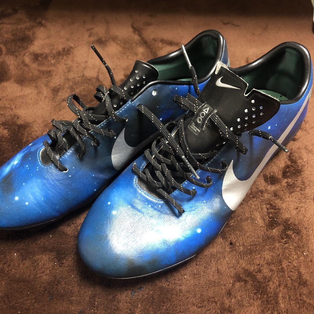 サッカースパイク マーキュリアル