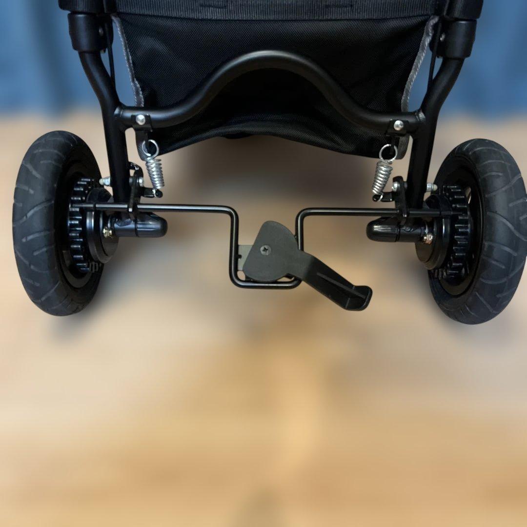 極美品☆AIR BUGGYエアバギー 新型フレーム　ドッグ　ペットカート ドーム