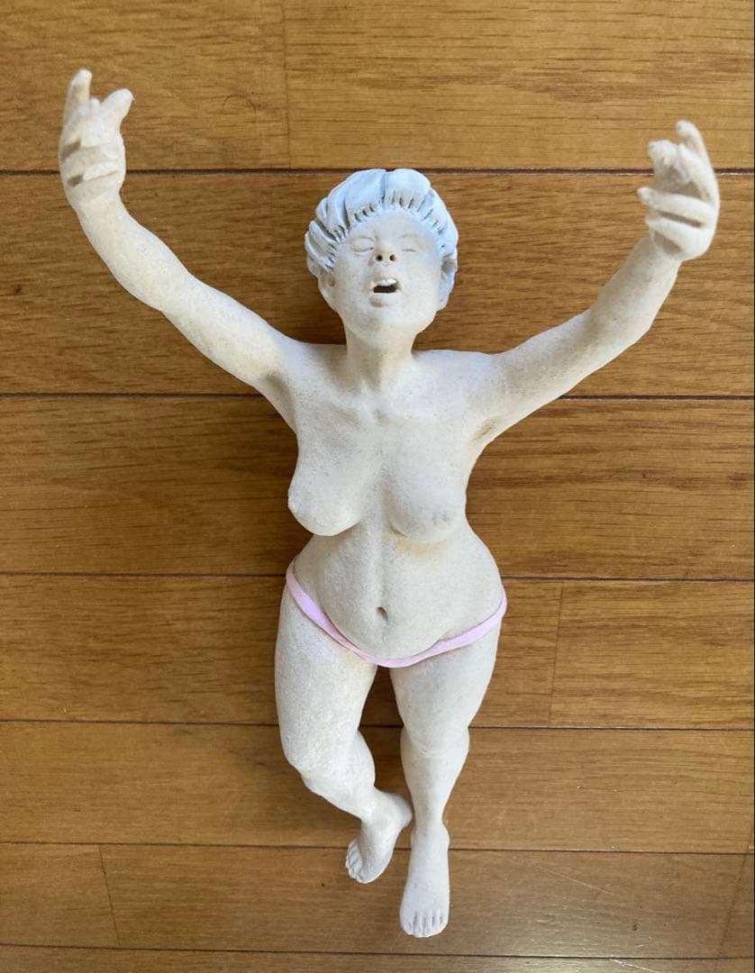 一点物 女性の立体オブジェ（ビキニ） 芸術品