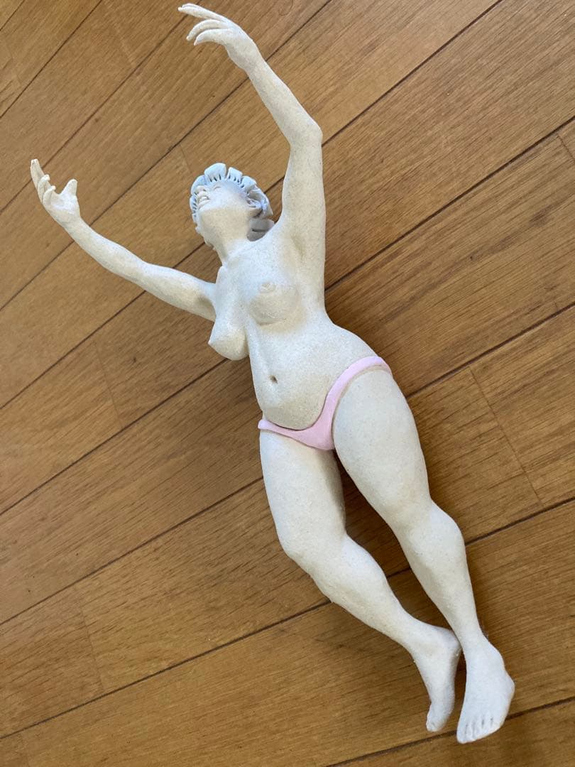 一点物 女性の立体オブジェ（ビキニ） 芸術品