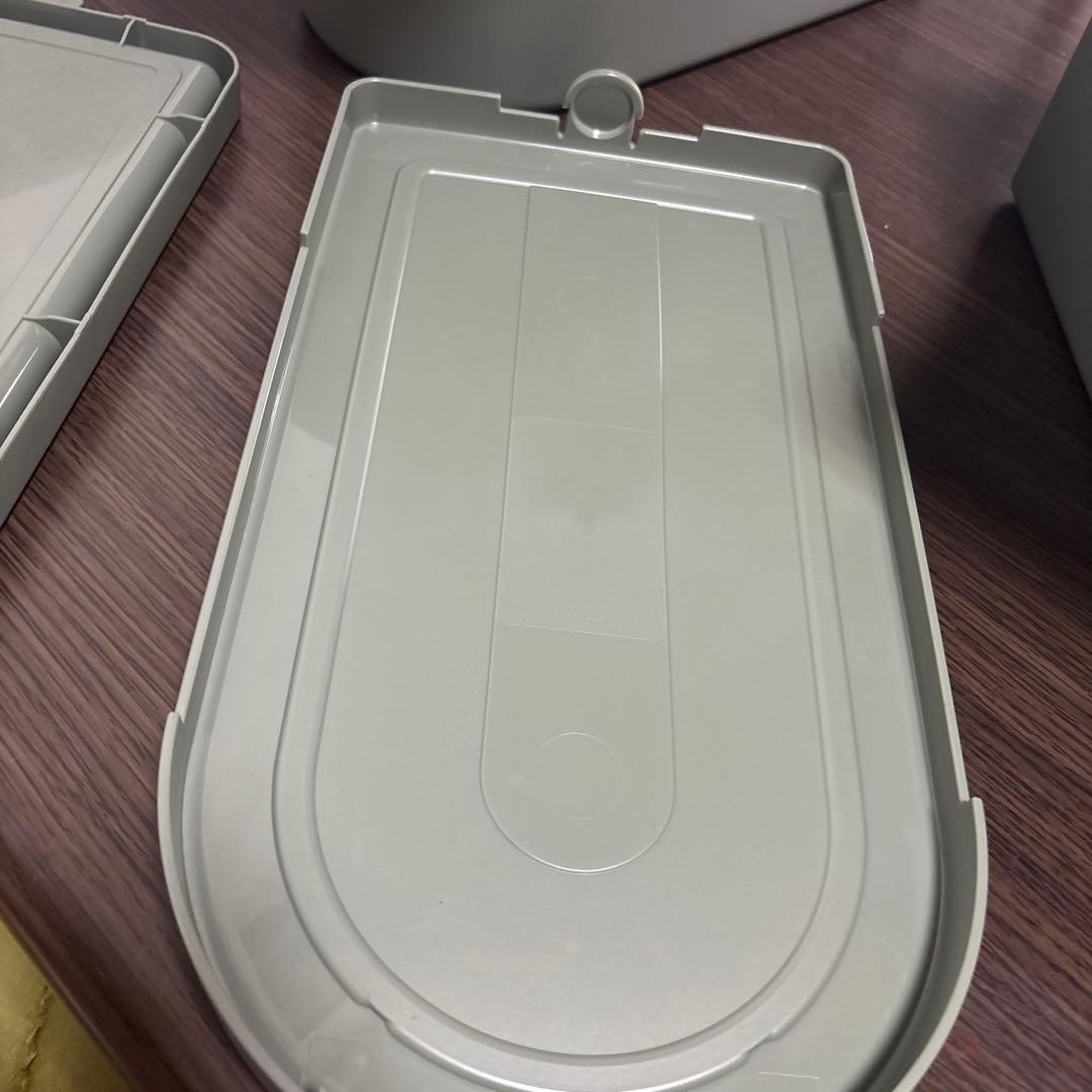 Tupperware タッパーウェア　キッチンキーパー　ハーフ2個セット