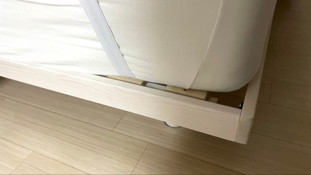 ベッドフレーム tomato