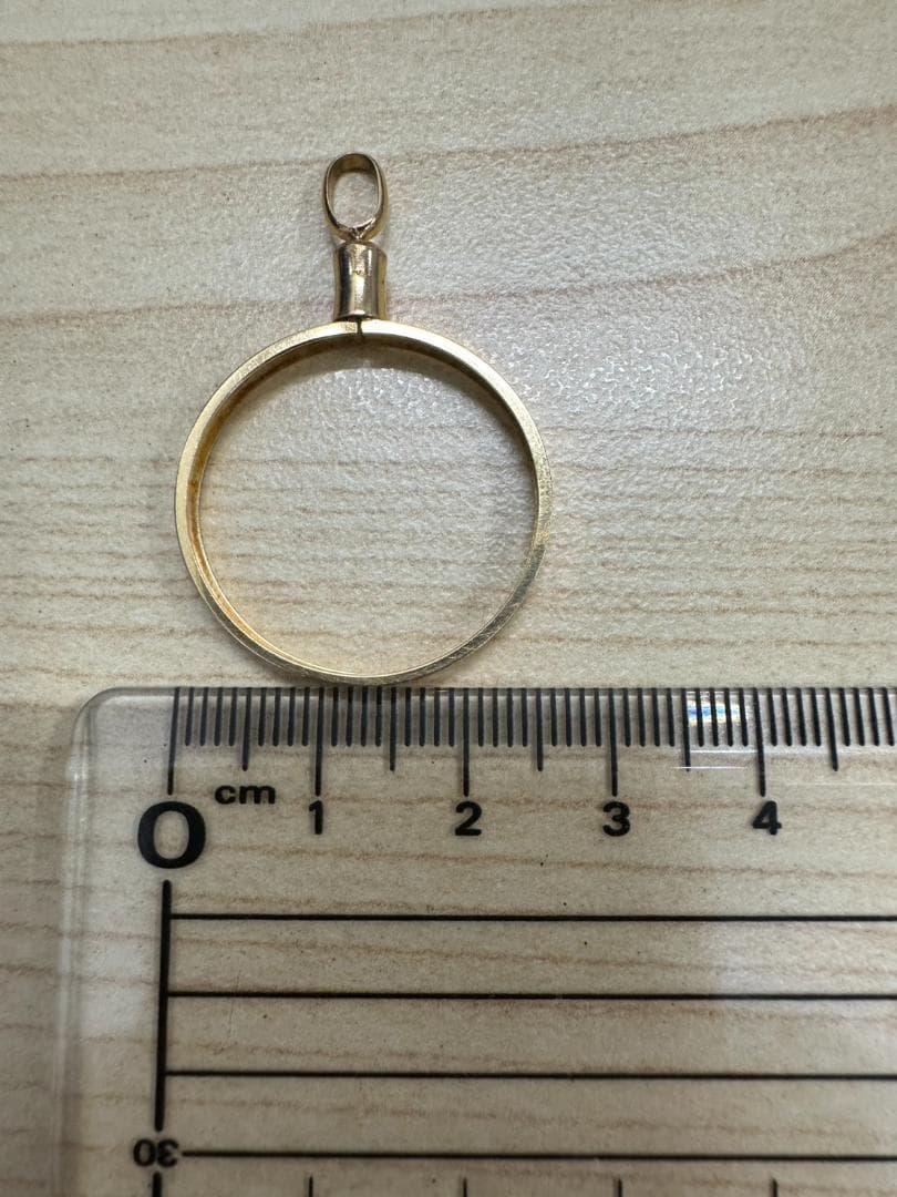 K18 18金 　純金の金貨用 ペンダントトップ 枠 約2.2グラム