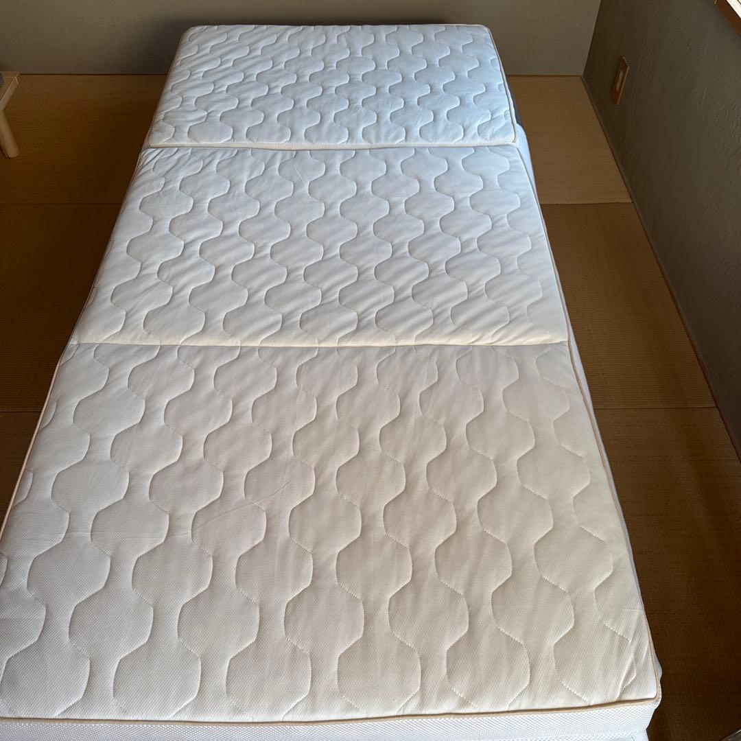 エアリー　マットレス シングル　アイリスオーヤマ　三つ折り