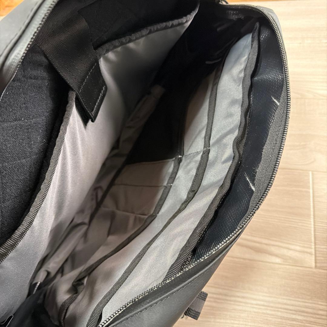 Chrome ブラック ボディバッグ