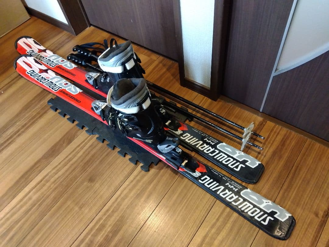 お買い得‼️CARVING/男女兼用/スキーセット・メンテ・WAX済み✔