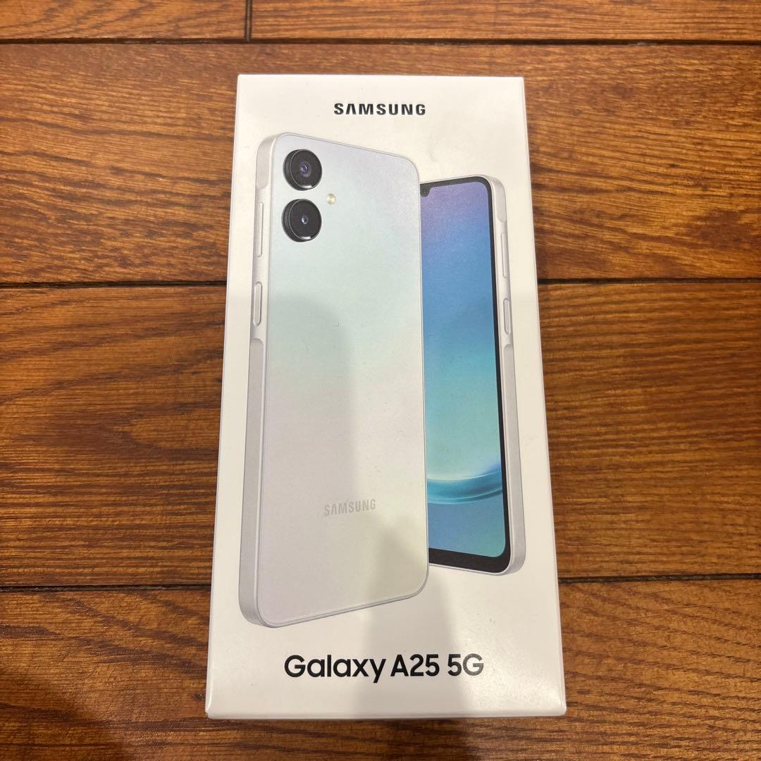 Samsung Galaxy A25 5G ホワイト ドコモ