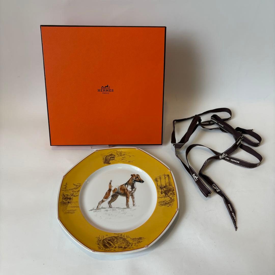HERMES エルメス シャスシリーズ 犬　ドッグ 皿 新品 箱リボン付