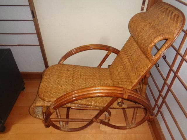 籐製品　ロッキングチェアー ＊写真にて確認ください