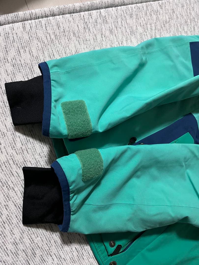 ONYONE スキーウェア　デモチーム限定　グリーン　M ワッペン跡あり