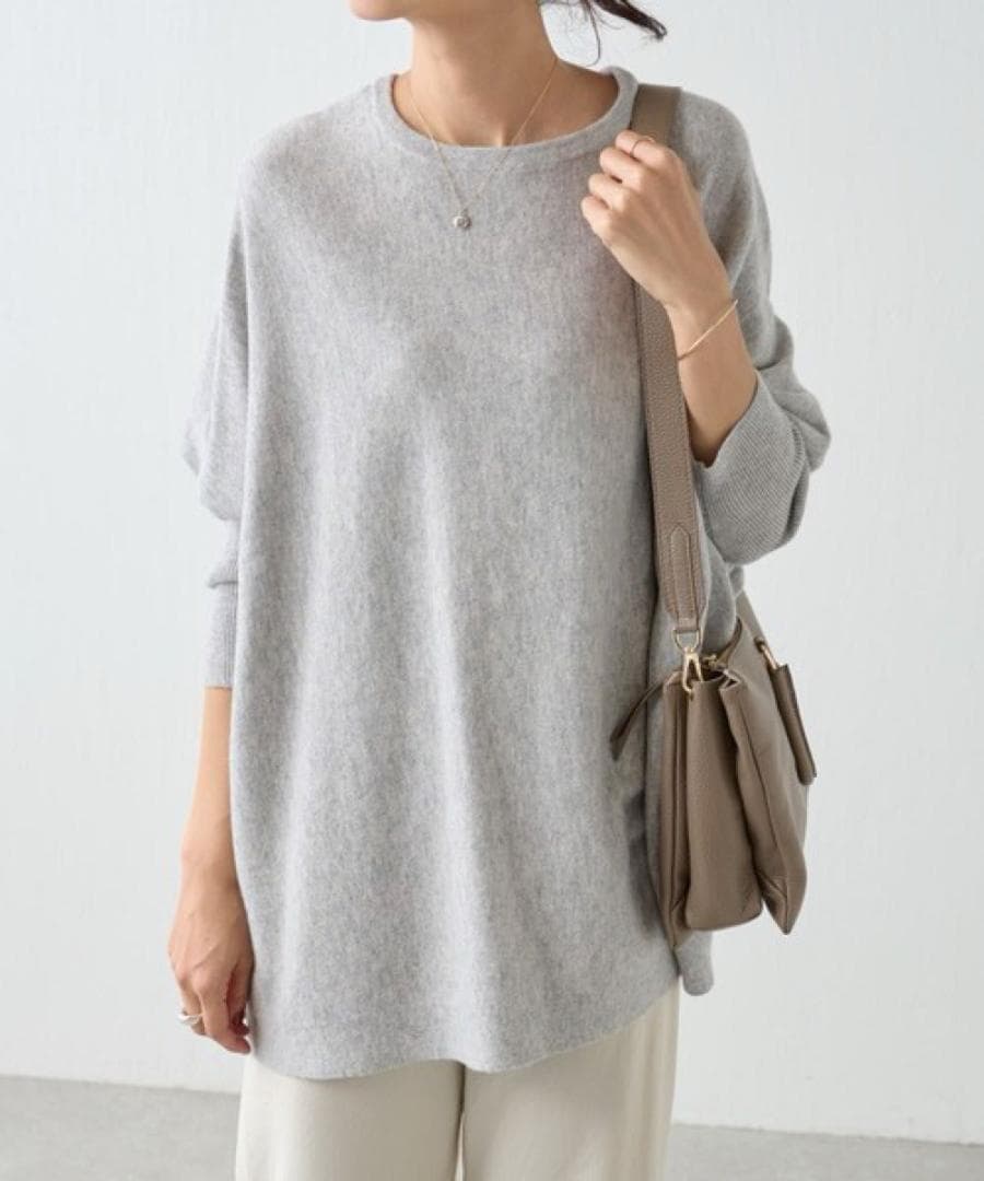 BEARDSLEY ビッグショートクルーネックニット　グレー　ビアズリー　ウール