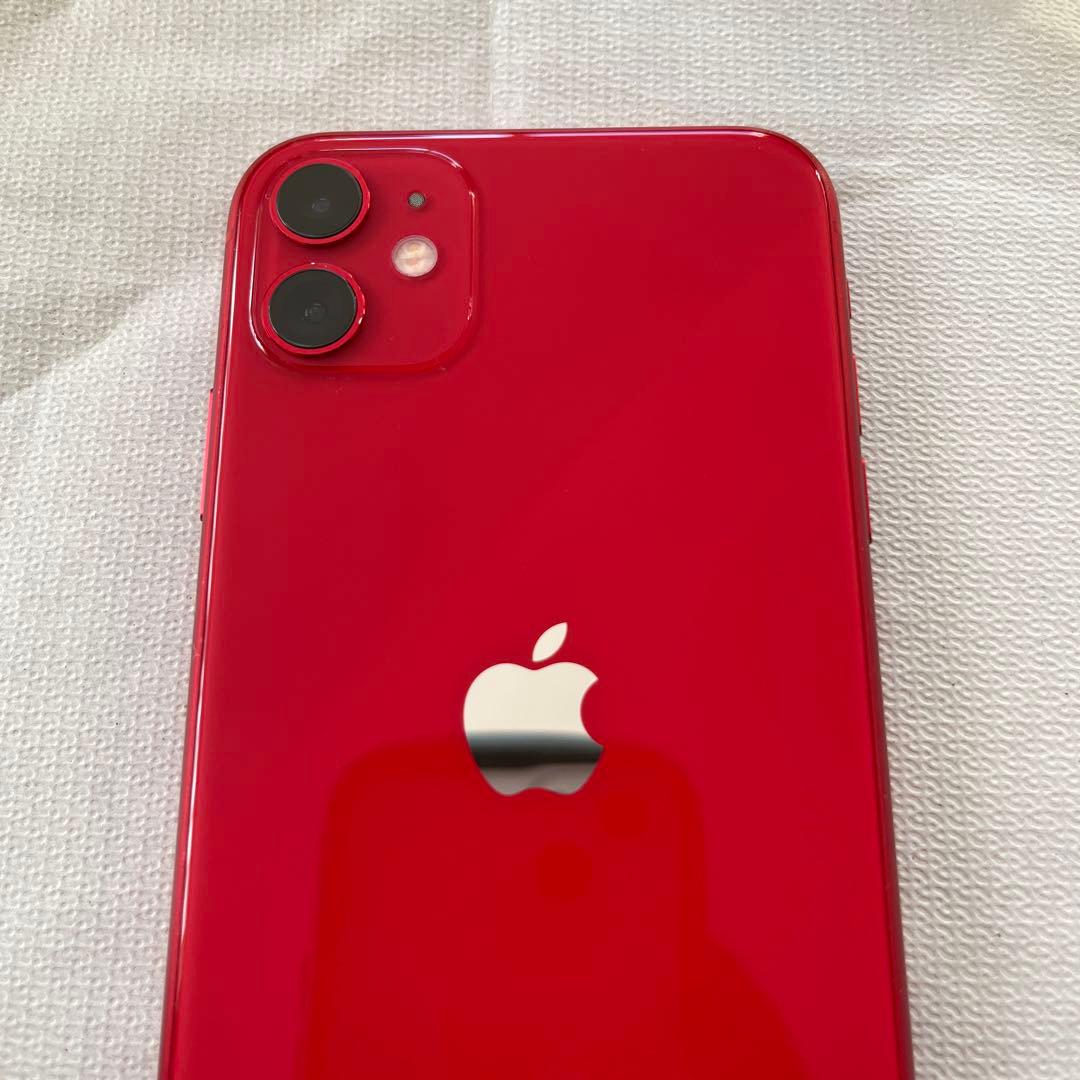 iPhone11 本体　64GB レッド