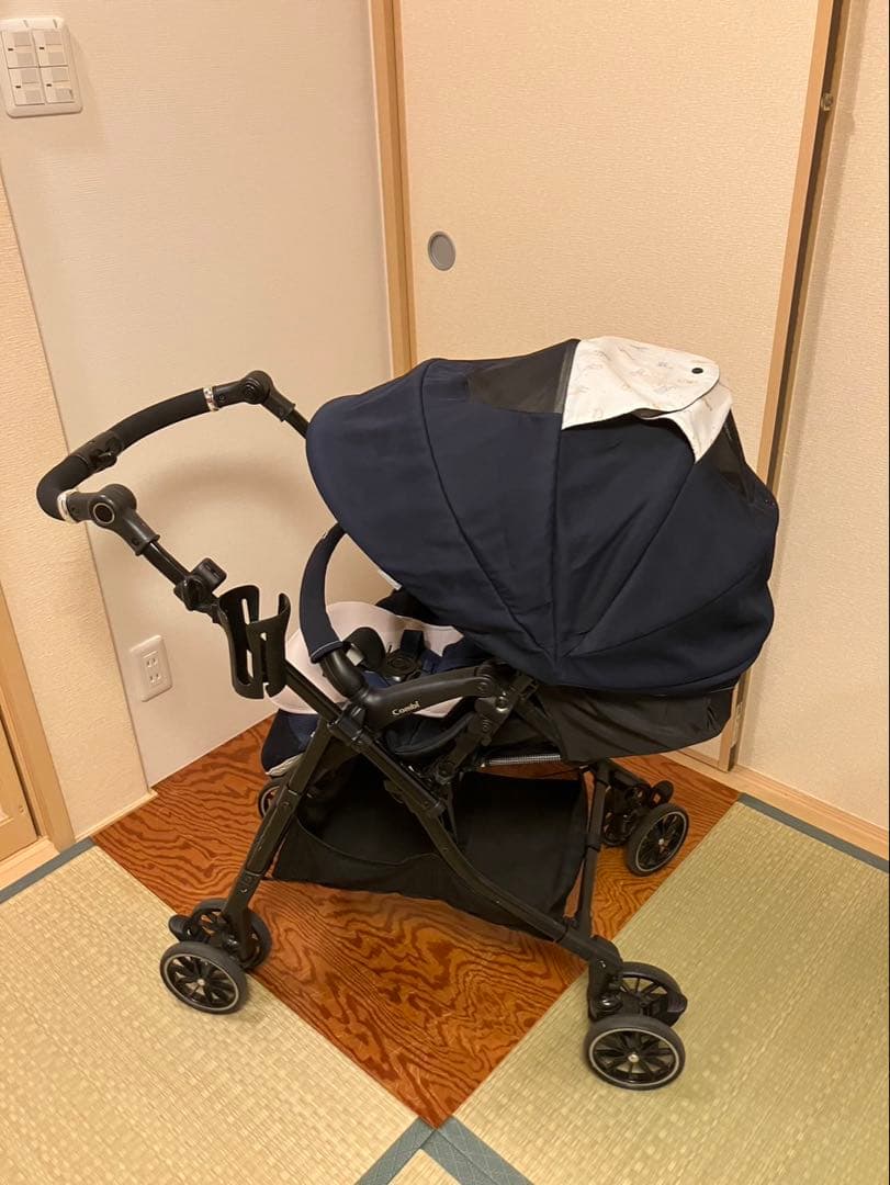 コンビ ベビーカー ネイビー