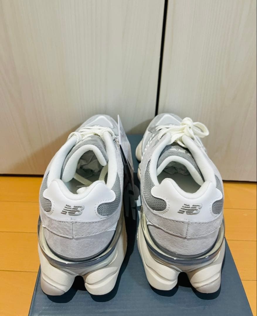 新品　New Balance U9060EEE Slat Grey 23cm