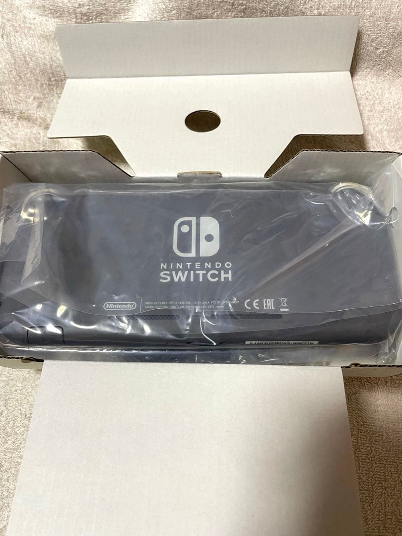 【極美品】Nintendo Switch Lite グレー付属品完備・動作確認済